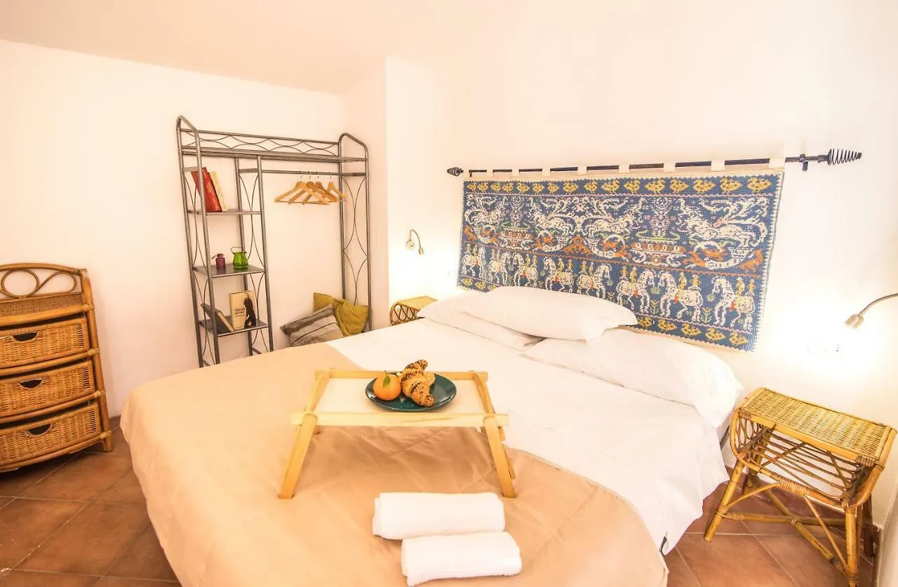 Homey Experience - Attic Sea View Apartment La Maddalena  0*, La Maddalena (Sassari) Italy