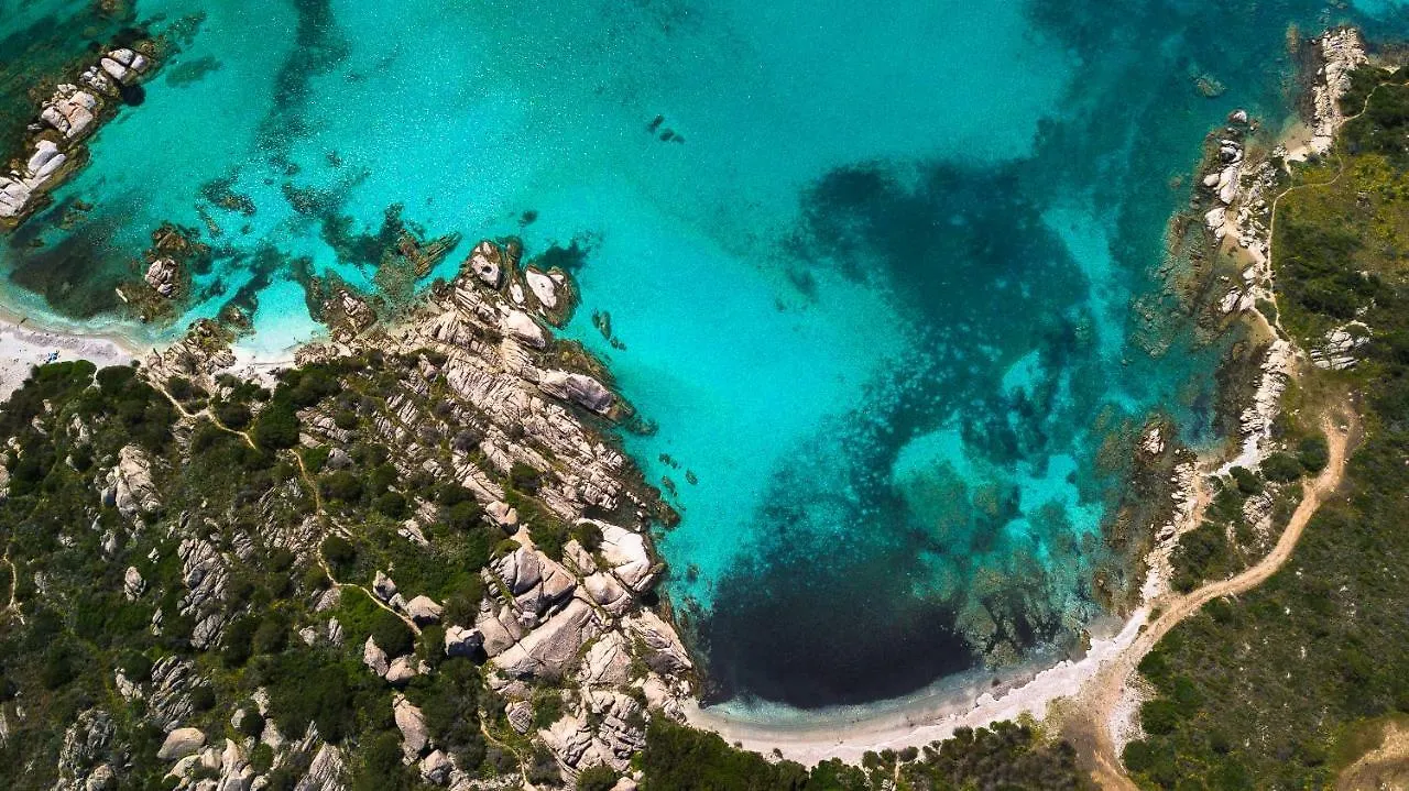 Homey Experience - Attic Sea View Apartment La Maddalena